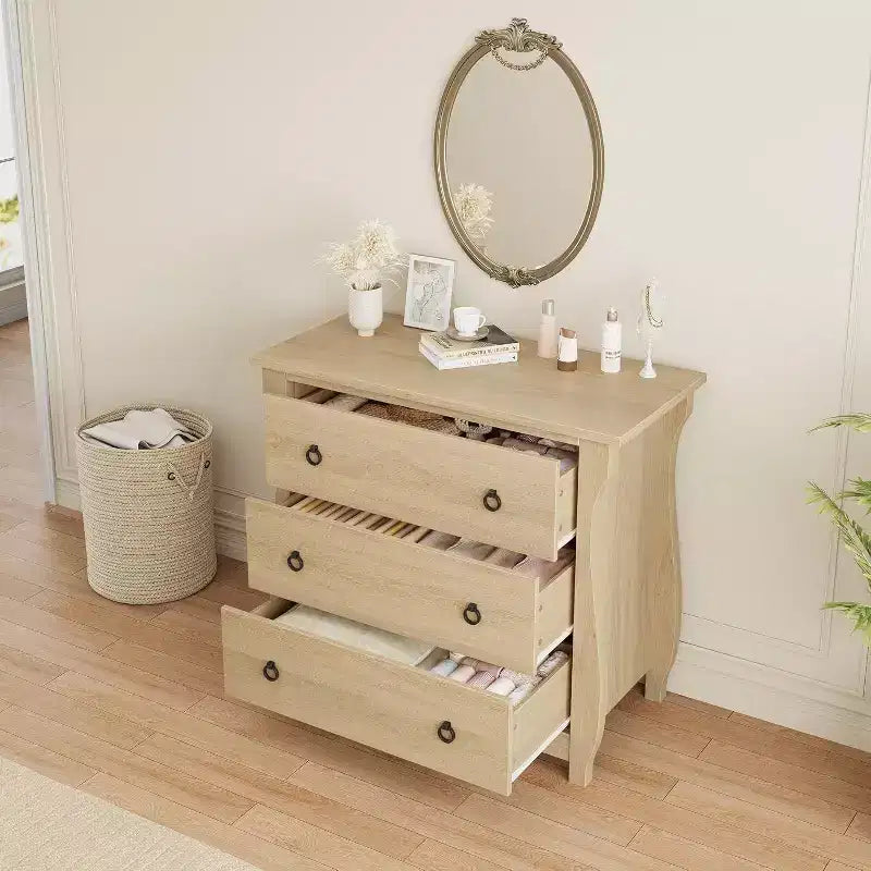 Cassettiera a 3 cassetti Comò alto moderno Boho con gambe curve, dettagli in rattan e contenitore versatile per camera da letto, soggiorno, ingresso o balcone